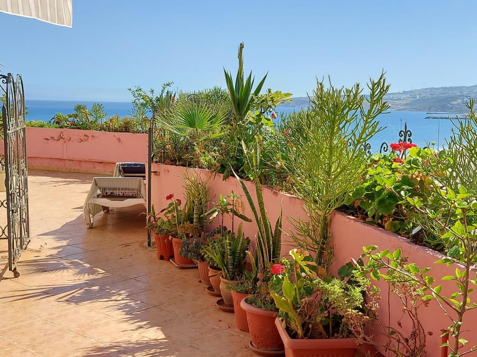 Appartement Bord De Mer Et Piscine En Option Tânger Exterior foto